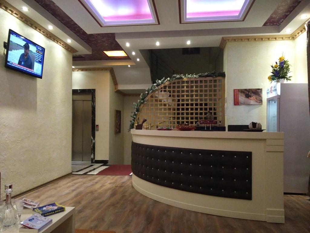 Hotel Mustang Vasqarr Exterior photo